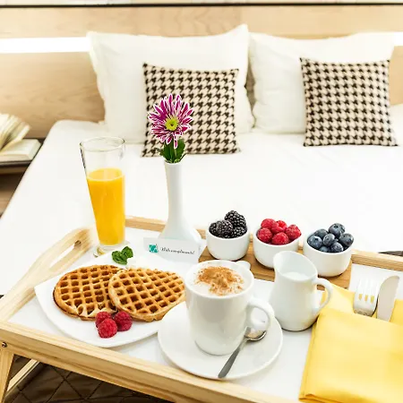 Avenue By Hmg-free Parking-free Wi-fi 3* 索菲亞
