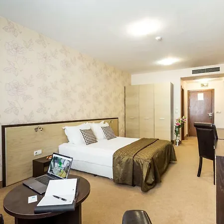 Avenue By Hmg-free Parking-free Wi-fi 3* 소피아